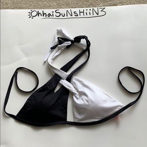 Victoria’s Secret bikini top - Large